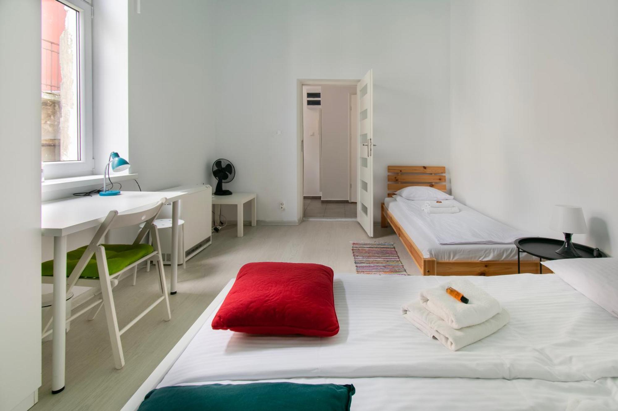 קרקוב Light Apartment Zyblikiewicza Street מראה חיצוני תמונה