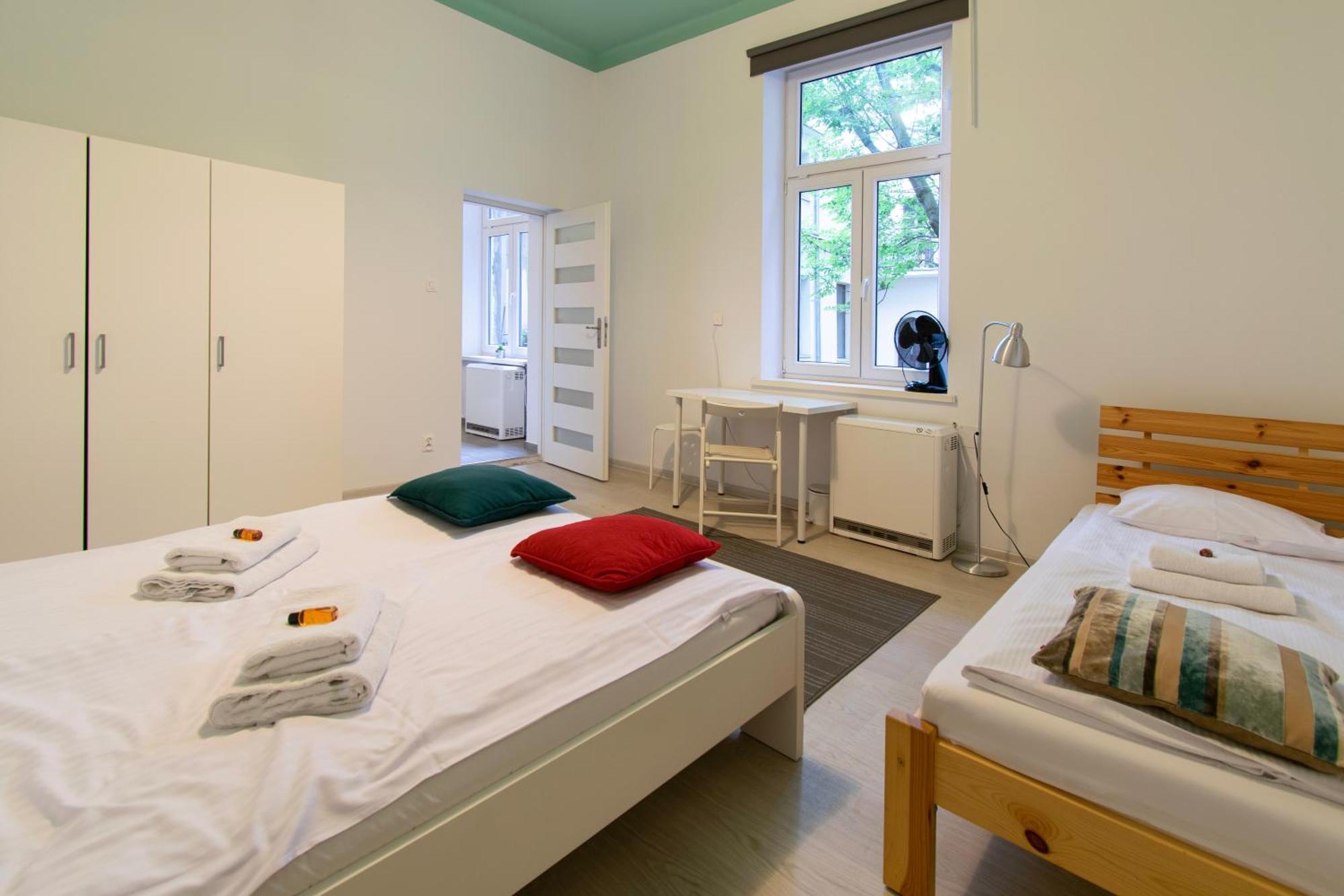 קרקוב Light Apartment Zyblikiewicza Street מראה חיצוני תמונה